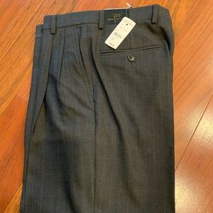 Brooks Brothers PinStriped Pleated Pants 30x29